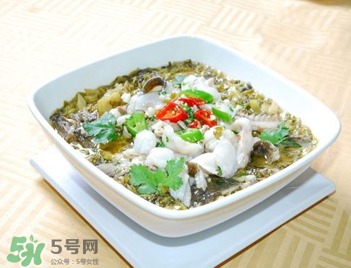 鯉魚可以做酸菜魚嗎？酸菜鯉魚的家常做法