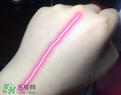 自然堂粉紅素顏霜怎么用？自然堂粉紅素顏霜使用心得