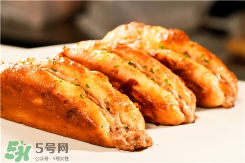 早餐吃面包會(huì)胖嗎？早餐吃面包好不好？