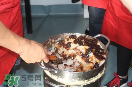 電飯鍋可以蒸甑糕嗎？電飯鍋怎么蒸甑糕