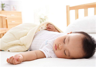 怎么樣培養(yǎng)寶寶自己入睡？怎么樣培養(yǎng)寶寶整夜睡覺？