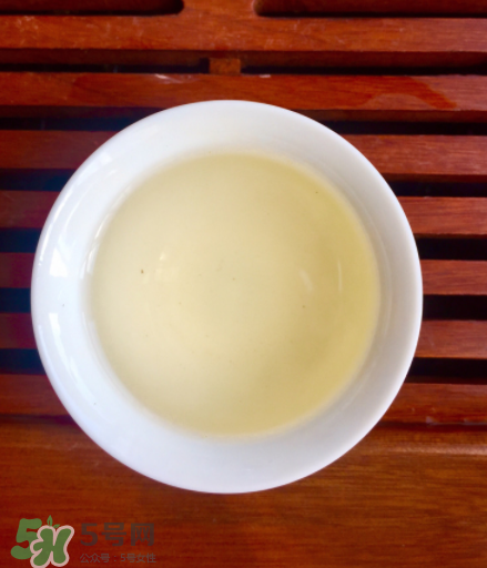 白毫銀針屬于綠茶嗎？白毫銀針是什么茶？