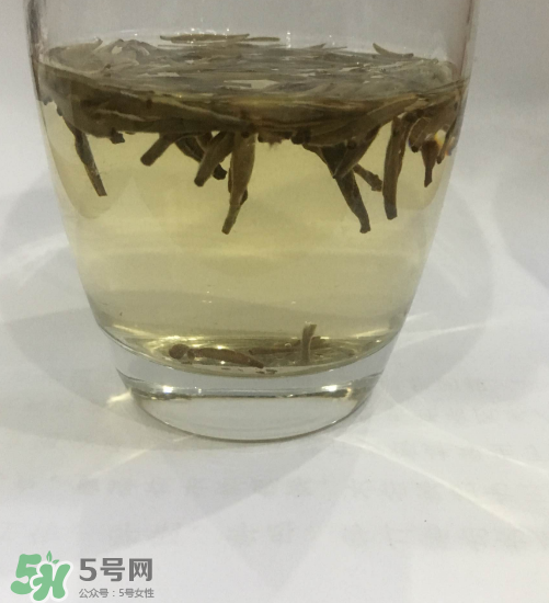 白毫銀針的產(chǎn)地在哪個(gè)??？白毫銀針是哪里產(chǎn)的？