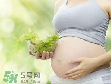 大腿長(zhǎng)了妊娠紋怎么辦？為什么大腿外側(cè)有條紋？