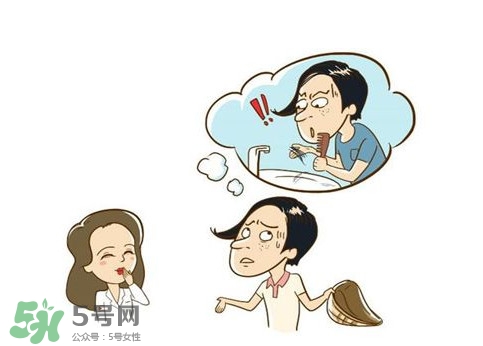 掉頭發(fā)與腎虛有關(guān)系嗎？掉頭發(fā)與熬夜有關(guān)系嗎