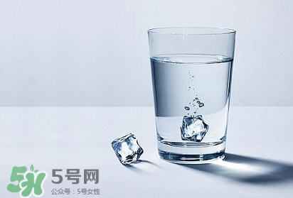 國家飲用水標準是什么？飲用水和礦泉水的區(qū)別