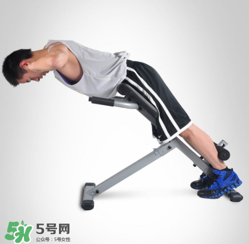 羅馬椅挺身練哪里？羅馬椅挺身一組做幾個？