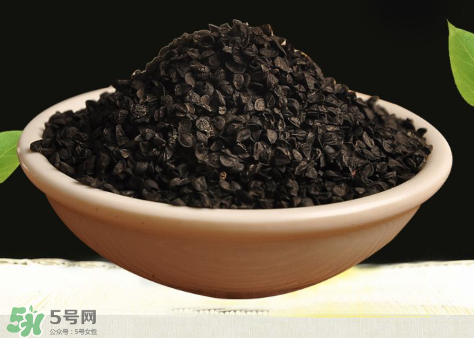 韭菜籽可以生吃嗎？韭菜籽生吃還是熟吃？