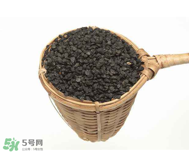 韭菜籽可以泡酒嗎？韭菜籽可以腌著吃嗎？