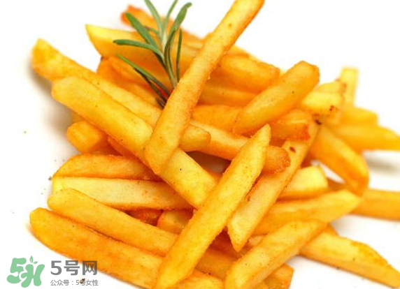 薯條可以用微波爐加熱嗎？薯條怎么加熱？