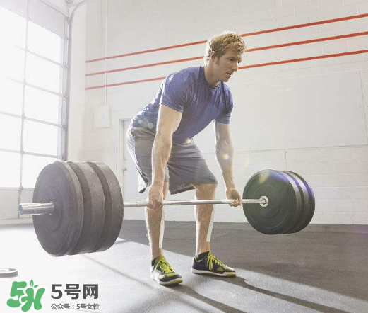硬拉能練腰嗎？硬拉能提高性功能嗎？