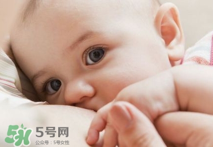 母乳能做什么？母乳可以放冰箱保鮮多久？