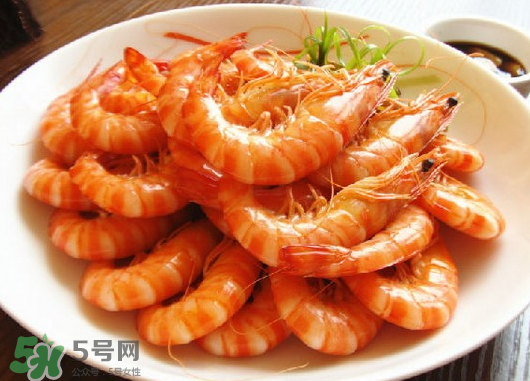海蝦怎么做簡單又好吃？海蝦怎么去掉蝦線？