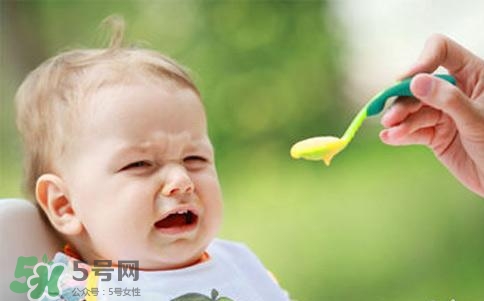 寶寶不吃輔食怎么辦？5個(gè)小妙招讓寶寶乖乖吃輔食
