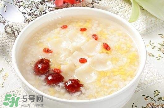 寶寶多大能吃調(diào)料？給寶寶輔食加調(diào)料的原則