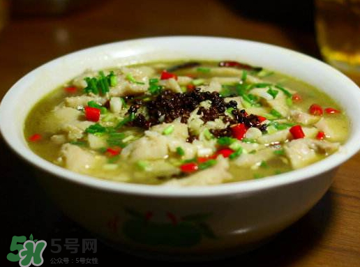 鰱魚可以做酸菜魚嗎？鰱魚怎么做酸菜魚？