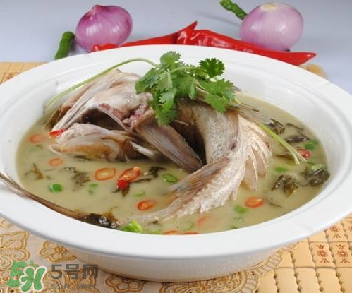 鰱魚頭湯孕婦可以吃嗎？鰱魚頭湯的功效與作用