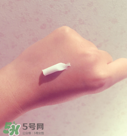 花王護(hù)手霜好用嗎？花王護(hù)手霜功效測評
