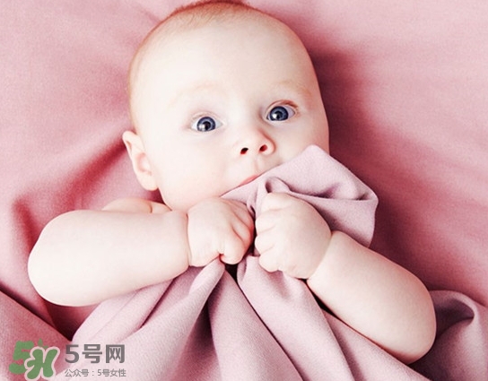 寶寶說話早晚和智力有關(guān)系嗎？寶寶說話晚怎么辦？