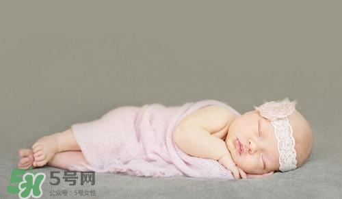 勒博耶分娩法的具體步驟是什么？勒博耶分娩法有哪些優(yōu)點(diǎn)？