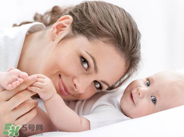 導(dǎo)樂(lè)分娩的好處 導(dǎo)樂(lè)分娩時(shí)產(chǎn)婦怎么配合？