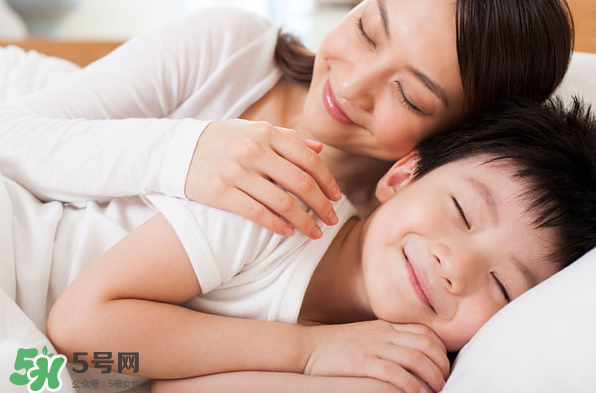 褪黑素是維生素b6嗎？褪黑素成分解析