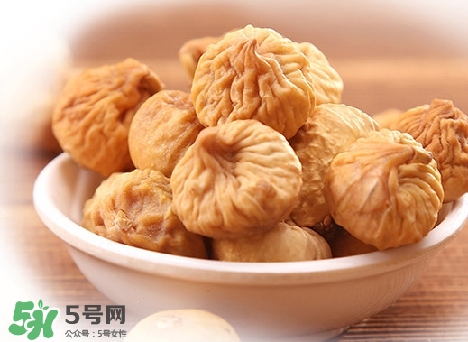 無(wú)花果干可以空腹吃嗎？無(wú)花果干泡水喝有什么功效