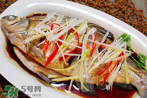 武昌魚可清蒸嗎？武昌魚蒸多久？