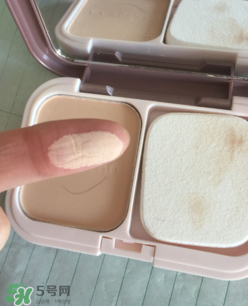 卡姿蘭粉餅好用嗎？卡姿蘭粉餅怎么樣？