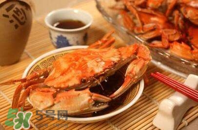 螃蟹吃什么食物長(zhǎng)得大？十月份吃什么螃蟹？
