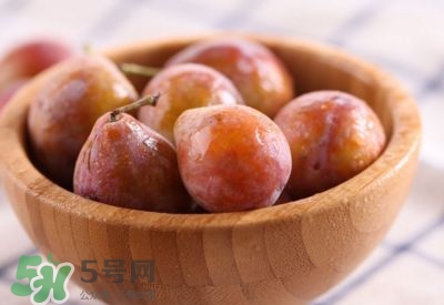 西梅寶寶能吃嗎？西梅寶寶多大可以吃？