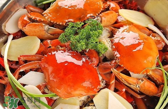 螃蟹吃什么食物長(zhǎng)得大？十月份吃什么螃蟹？