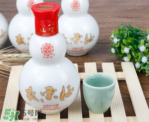 ?板栗酒能存放多久？?板栗泡酒可以放多久？
