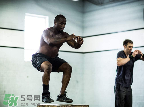 crossfit適合所有人嗎？crossfit適合女生練嗎？