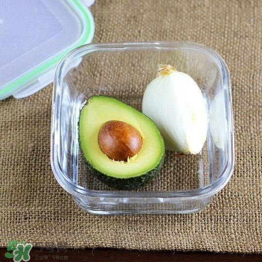牛油果隔夜了還能吃嗎？牛油果可以冷凍保存嗎？