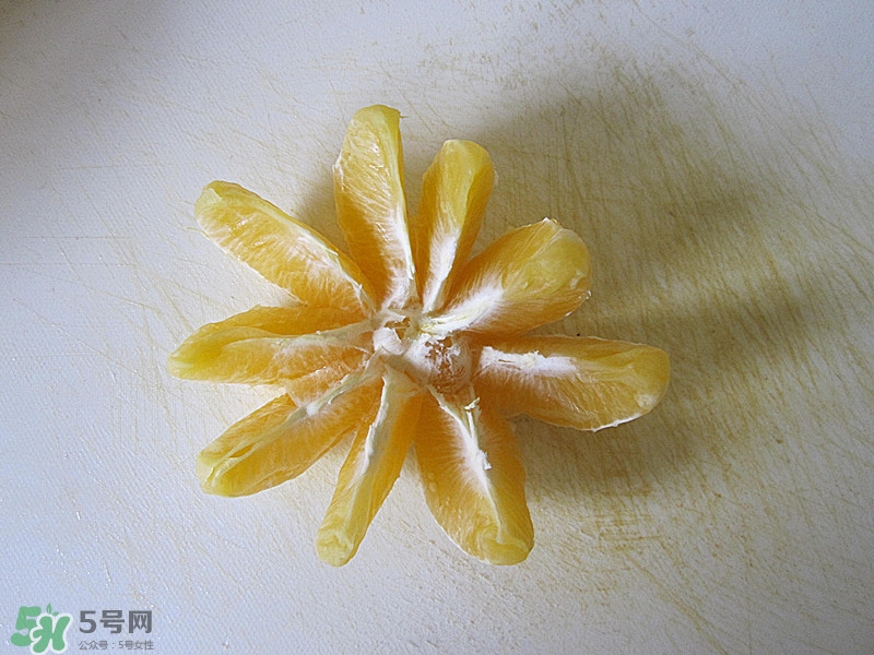 牛油果沙拉怎么做？牛油果沙拉用什么醬？