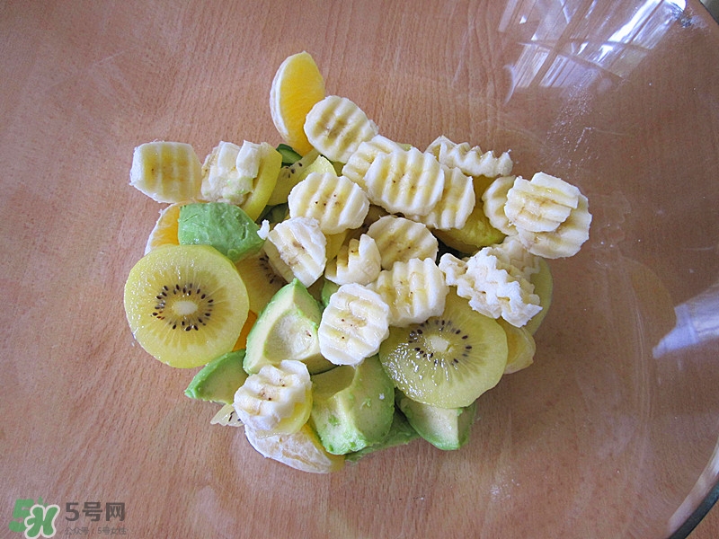 牛油果沙拉怎么做？牛油果沙拉用什么醬？