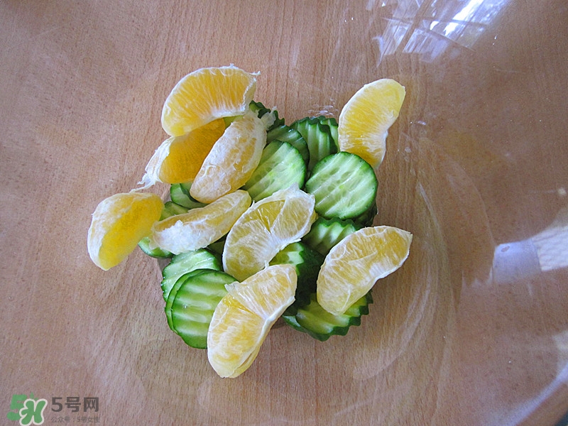 牛油果沙拉怎么做？牛油果沙拉用什么醬？