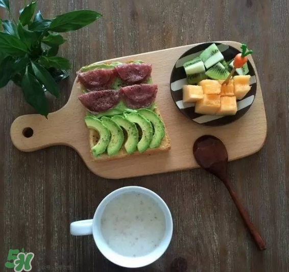 牛油果是什么味道？牛油果是甜的嗎？