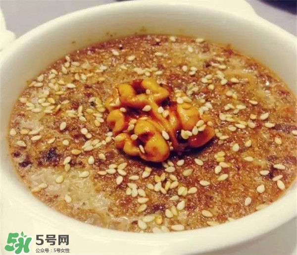 新鮮核桃怎么吃？新鮮核桃怎么給寶寶吃？