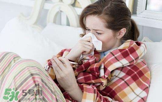 孕婦感冒對(duì)胎兒有影響嗎？孕婦感冒嗓子疼怎么辦？