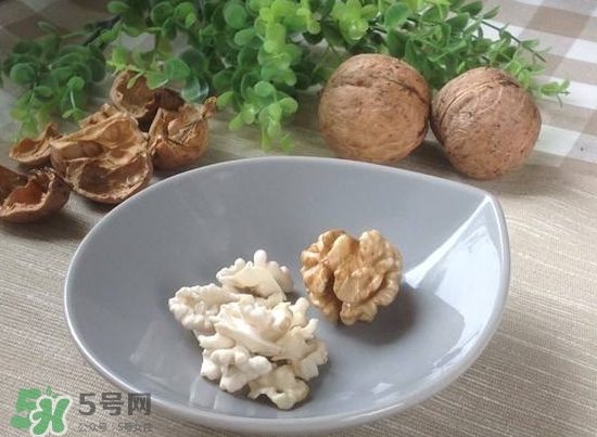 新鮮核桃怎么吃？新鮮核桃怎么給寶寶吃？