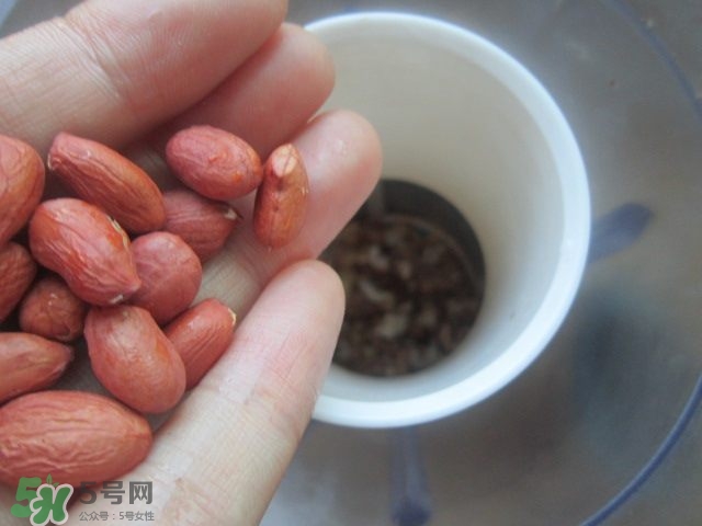 核桃可以和黃豆一起打豆?jié){嗎？核桃和什么一起打豆?jié){好？