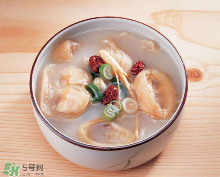燉湯時(shí)間是不是越長(zhǎng)越好？湯里營(yíng)養(yǎng)多嗎？
