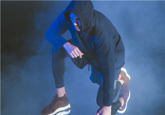 adidas ultraboost mid atr中筒機能跑鞋多少錢？