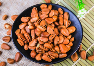 松籽什么季節(jié)采摘？吃松籽有什么好處？