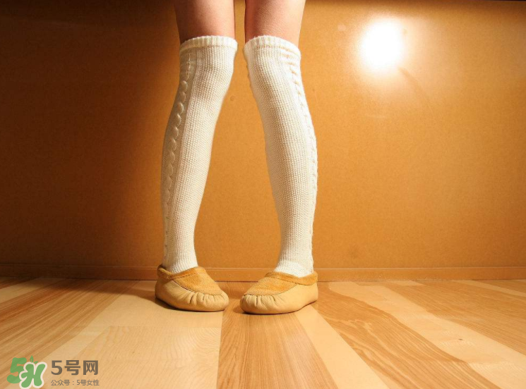 風(fēng)濕會(huì)引起發(fā)燒嗎？風(fēng)濕會(huì)引起胎停嗎？