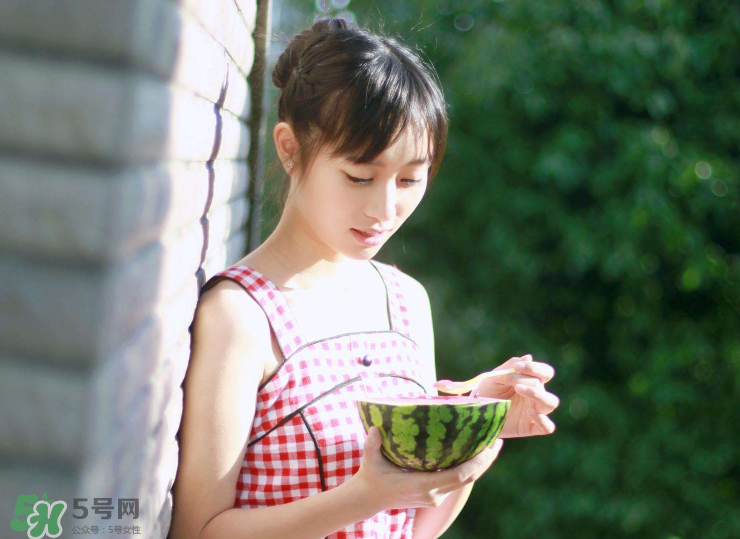 結(jié)膜炎眼睛腫了怎么辦？結(jié)膜炎眼睛紅幾天能好？