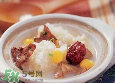 什么食物潤肺止咳？潤肺止咳湯的做法大全 