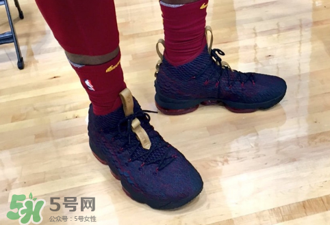 nike lebron 15 cavs實物什么樣？